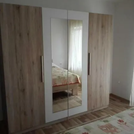 Ivanka Apartment *